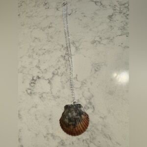 Red and Black Shell Pendant Necklace
